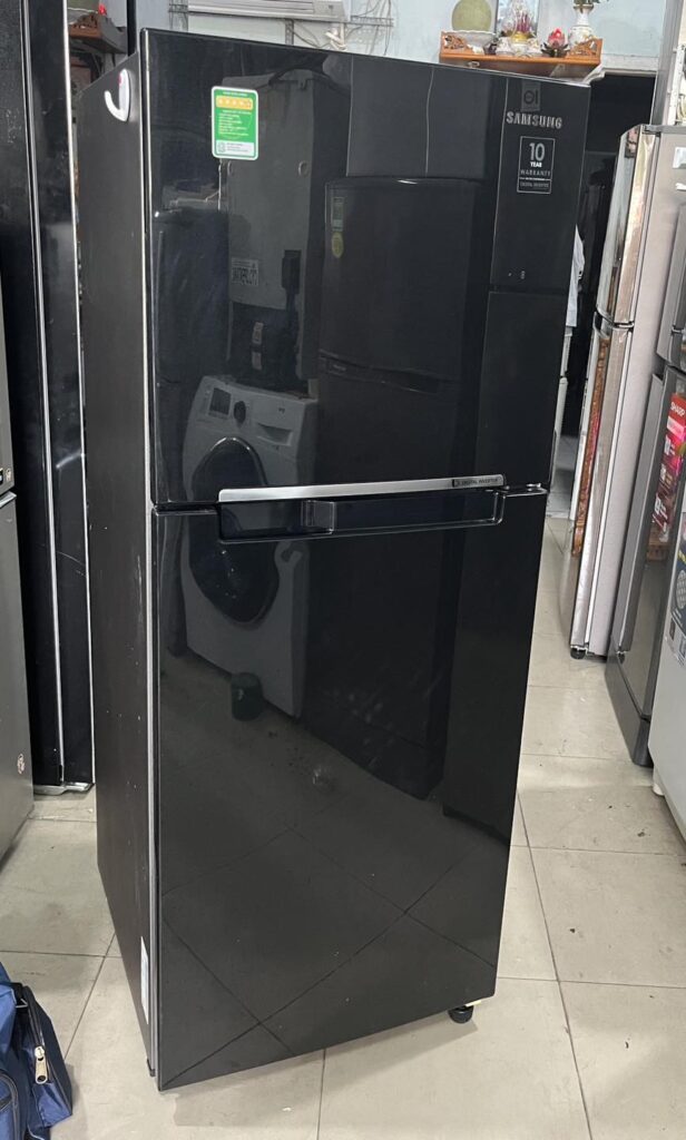 Tủ lạnh cũ Samsung inverter 208 lít tiết kiệm điện mới 95%